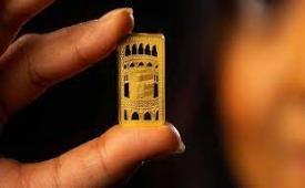 Perusahaan percetakan uang negara Inggris The Royal Mint telah merilis emas batangan dengan desain Kabah di Makkah.