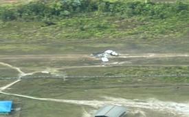 Pesawat Susi Air dibakar KST Papua di Lapangan Terbang Paro, Kabupaten Nduga, Papua, Selasa (7/2/2023)..