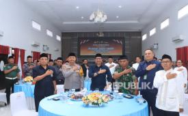 Polres Indramayu menggelar doa bersama jelang Pilkada Serentak 2024, Rabu (20/11/2024) sore. 