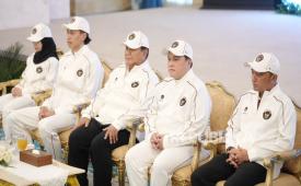 Presiden Prabowo Subianto bersama Menpora Erick Thohir. Menpora menjalankan visi pemerintah dengan menjadi birokrasi sebagai penggerak bukan penghambat kinerja.