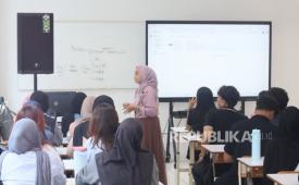 Prodi Informatika UBSI didesain khusus agar selalu relevan dengan perkembangan zaman serta memiliki akses ke jaringan industri yang sangat luas. 