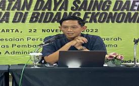Profesor Kumba Digdowiseiso secara resmi menyatakan mengundurkan diri dari jabatannya sebagai Dekan Fakultas Ekonomi dan Bisnis (FEB) Universitas Nasional (Unas) Jakarta, sejak Kamis (18/4/2024)