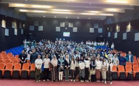 Program Pendidikan Vokasi Universitas Indonesia sukses menggelar SYMPLE 2025: Talkshow and Expo Fasilitas Kesehatan 2025. Acara ini dihadiri lebih dari 200 peserta.