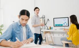 Program Studi Manajemen UBSI membekali mahasiswa dengan skill yang sangat dibutuhkan calon CEO muda.