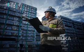 PT Indonesia Asahan Aluminium (Persero) atau INALUM memperoleh peringkat kredit internasional rating ‘BBB-’ dengan Outlook stabil dari S&P Global Ratings. 