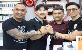 Dari kiri ke kanan: John LBF, Willie Salim, Putra Siregar dan Anji (ORADO)