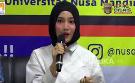 Saripah Nabilah, alumni UNM dari Program Studi Bisnis Digital UNM.