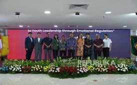 Seminar Play for Peace yang digelar di Gedung IASTH Universitas Indonesia, Salemba, Jakarta, Selasa (14/4/2026), menjadi kick-off Liga Universitas Coca-Cola 2026. 