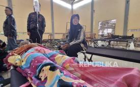 Seorang Siswa Korban Keracunan Massal Usai Mengkonsumsi Menu MBG Baru Menjalani Perawatan (Ilustrasi)