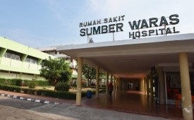 Suasana aktivitas di Rumah Sakit Sumber Waras di Jakarta, Jumat (6/11).