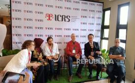 Suasana konferensi pers Unconference Polarization and Its Discontent in the Global South: Mitigation Measures, Strategies and Policies yang digelar Indonesian Consortium for Religious Studies (ICRS) pada 24–25 April 2025 di UC Hotel, Universitas Gadjah Mada (UGM) Yogyakarta, Kamis (24/4/2025).