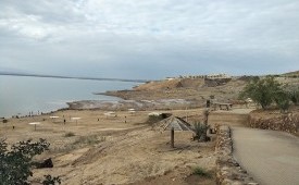 Suasana pantai Laut Mati, Yordania.  Allah SWT memberikan peringatan keras untuk pelaku homoseksual dalam Alquran  