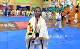 Susan Kamelia, mahasiswi Program Studi Sistem Informasi Akuntansi, Universitas Bina Sarana Informatika (UBSI) kampus Pontianak. 