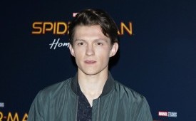 Tom Holland. Holland mengubah pandangannya terkait masa depannya sebagai Spider-Man setelah sebelumnya pernah menyebut tidak ingin lagi memerankan karakter tersebut di usia 30-an.