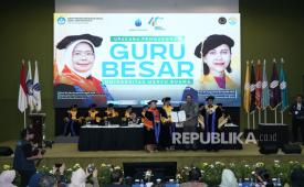 UMB mengukuhkan dua guru besar perempuan pada Hari Kartini.