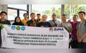 Universitas Siliwangi mengadakan program Program bertajuk Transformasi Budidaya Ikan Mandiri Air dan Energi pada Ombros Kalcer Farmer melalui Integrasi RAS–PLTS dan Penguatan Pemasaran Digital.