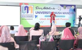 UNM menghadirkan Program Studi Informatika jenjang doktoral yang melengkapi pendidikan Informatika UNM dari jenjang sarjana, magister, hingga doktoral.