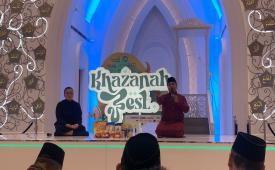 Ustadz Riri Riza memberikan tausiyah Ramadhan di Khazanah Fest Masjid At Thohir.