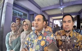 Wali Kota Cimahi, Ngatiyana.