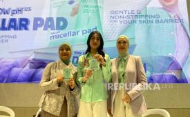 Wardah meluncurkan inovasi terbarunya, Wardah Low pH Micellar Pad.