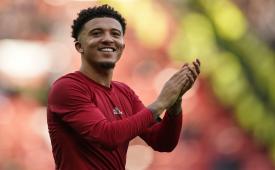 Winger Manchester United Jadon Sancho yang akan ditukar dengan winger Barcelona, Raphinha.