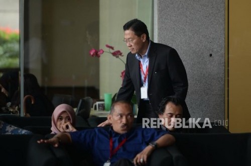 Roy Riady Lippo group CEO James Riady meets KPK summon | Republika Online