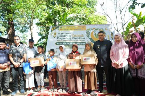Wali Kota Makassar Munafri Arifuddin Keliling Pulau Sangkarrang Tinjau Fasos dan Salurkan Bantuan