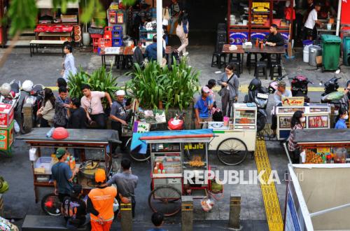 Standard Chartered Proyeksikan Ekonomi Indonesia Hanya Tumbuh 5,2 Persen pada 2026