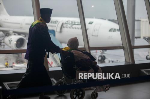 Penerbangan Haji Diarahkan Hindari Ruang Udara Wilayah Konflik