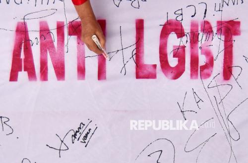 Ratusan Warga Padang Ikuti Deklarasi Anti LGBT