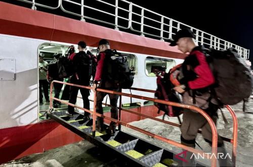 Basarnas Kerahkan 12 Penyelam Terbaik Lanjutkan Pencarian Korban KM Virgo di Laut Jawa