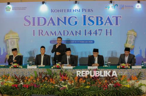 Selama Ramadhan, Ketum MUI Minta Imam Masjid Baca Qunut Nazilah untuk Palestina