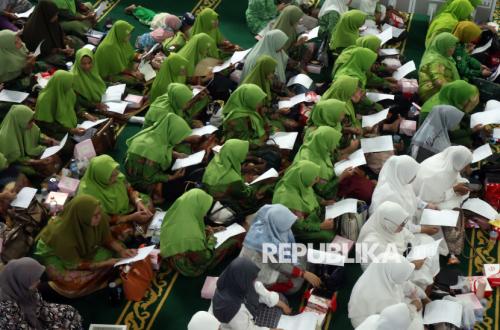 Khutbah Idul Fitri: Ramadhan dan Idul Fitri Wujudkan Ketertiban Masyarakat