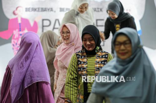 Tips Mix and Match Kebaya Modern untuk Perempuan Berhijab