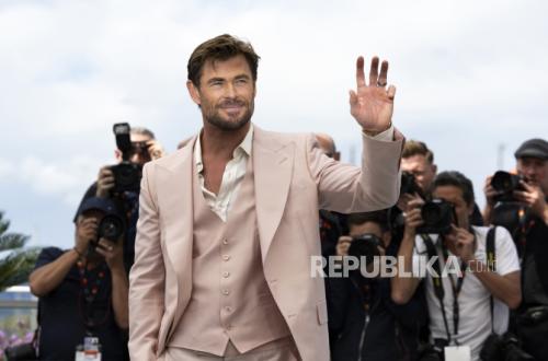 Chris Hemsworth 'Nyuap' Putrinya Supaya Mau Main di Film Avengers: Doomsday