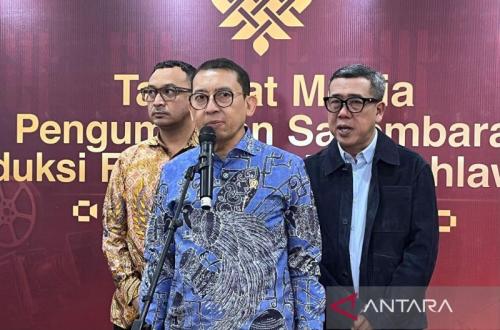 Menbud Fadli Zon Dorong Revitalisasi Desa Adat Sade Disertai Mitigasi Kebakaran