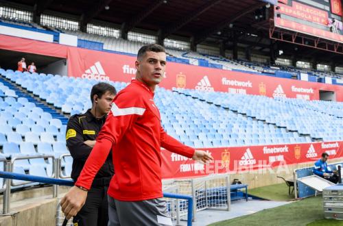 Xhaka Hormati Messi, tapi Tegaskan Swiss tak Gentar Hadapi Argentina