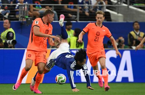 Gol Menit Akhir Kamada Paksa Belanda Bermain Imbang 2-2 dengan Jepang