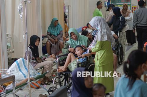 35 Warga Batang Diduga Keracunan Usai Konsumsi Makanan Tambahan Posyandu