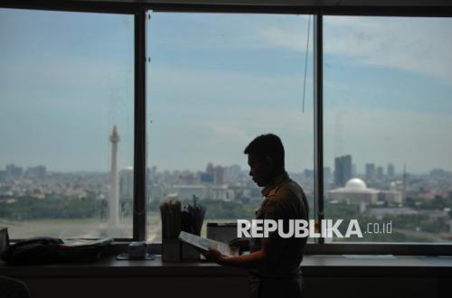 WFH di Tengah Krisis Energi: Jaga Keseimbangan Produktivitas dan Efisiensi