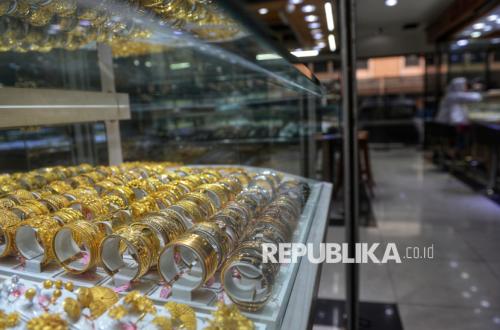 Fluktuasi Harga Emas Hari Ini: UBS Naik, Galeri24 Turun, Antam Stabil di Pasaran