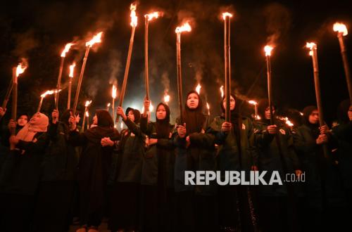Semarak Pawai Obor Sambut Ramadhan di Sejumlah Wilayah Indonesia