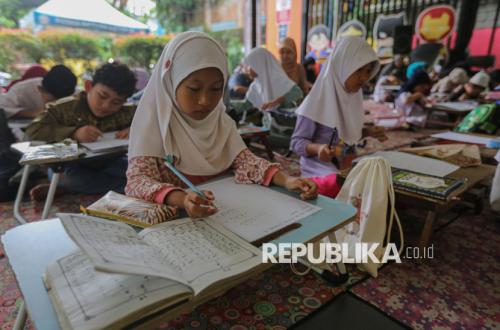 Penerbit Ajak Perkuat Literasi di Momentum Idul Fitri 1447 H
