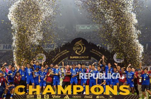 Persib Bandung Juara Super League 2026, Borneo Gigit Jari