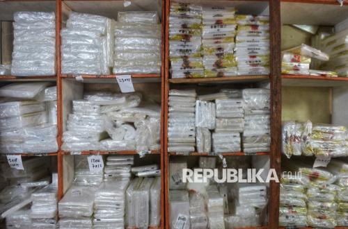 Harga Plastik Melonjak hingga 80 Persen, Pemerintah Siapkan Mitigasi