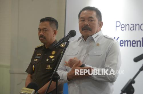 Jaksa Agung Perintahkan Jaksa-Jaksa di Daerah Usut Korupsi Kakap di Wilayahnya