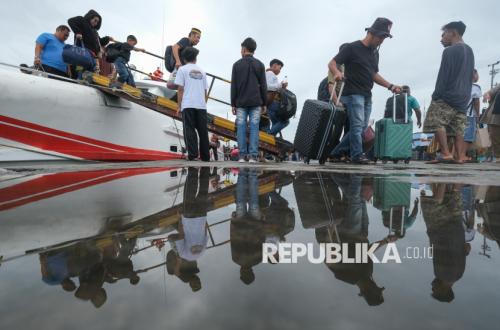 Indef: Pertumbuhan Ekonomi 5,29 Persen Masih Solid, tetapi Tantangan Pengangguran Besar