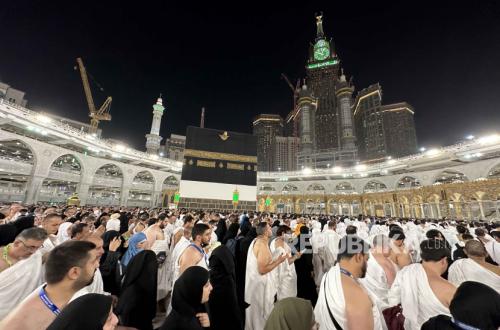 DPR Minta Pemerintah Awasi Kepulangan Jamaah Umrah Mandiri dari Arab Saudi