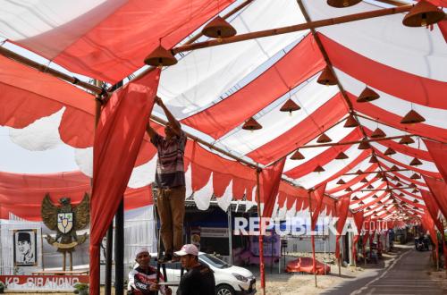 Lorong Merah Putih Sepanjang 650 Meter Semarakkan HUT RI di Tasikmalaya