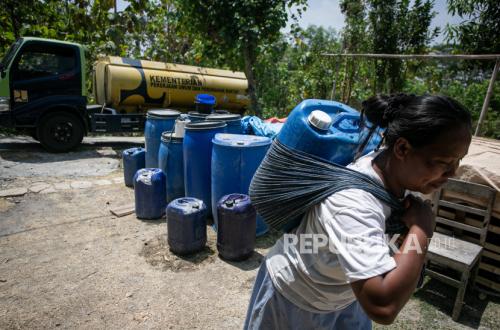 Jateng Siapkan Ratusan Juta Liter Air Bersih Antisipasi El Nino